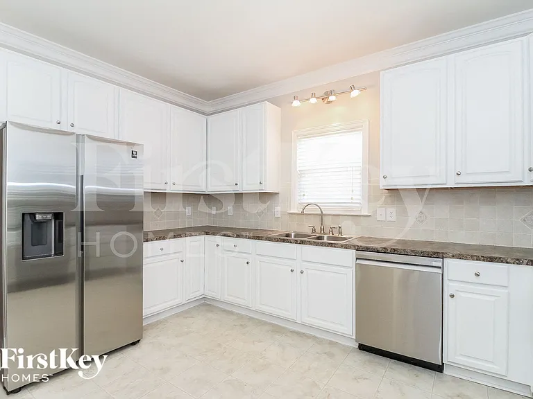 5320 Graycliff Ln — Photo 6