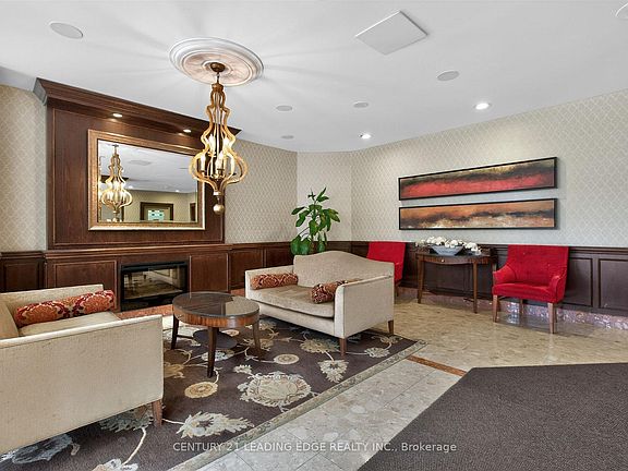 3rd image of 33 Weldrick Rd E #1011