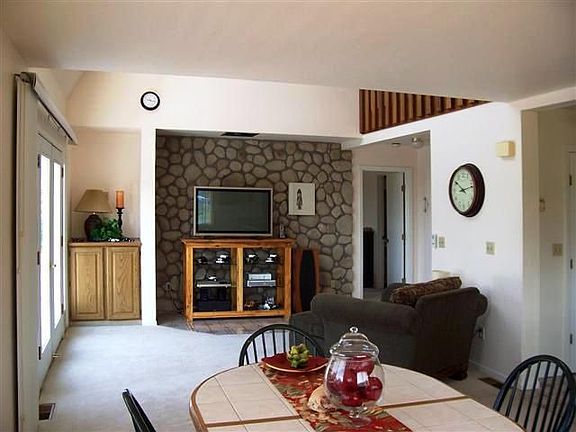 Dining Room / Family