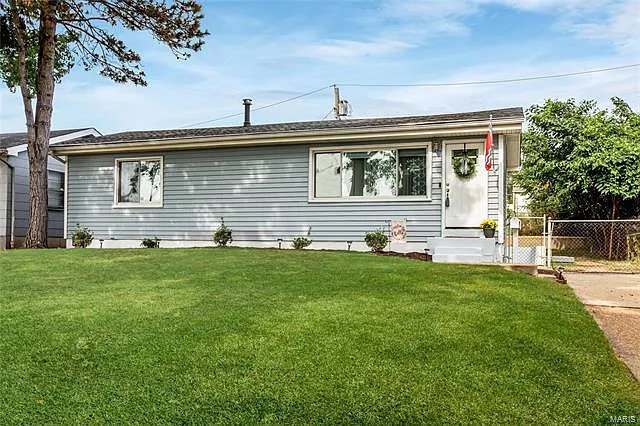 3647 Germania St photo 1