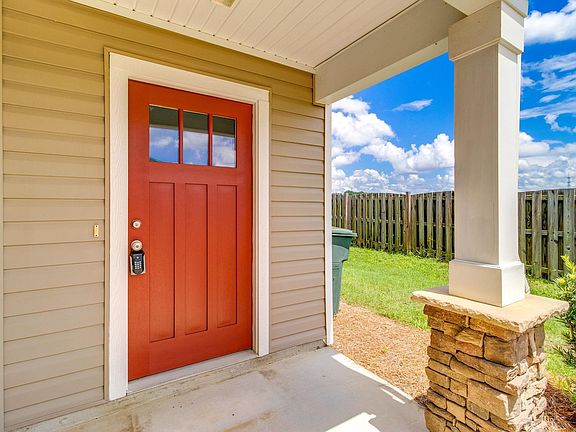 3rd image of 72 Blue Fescue Way