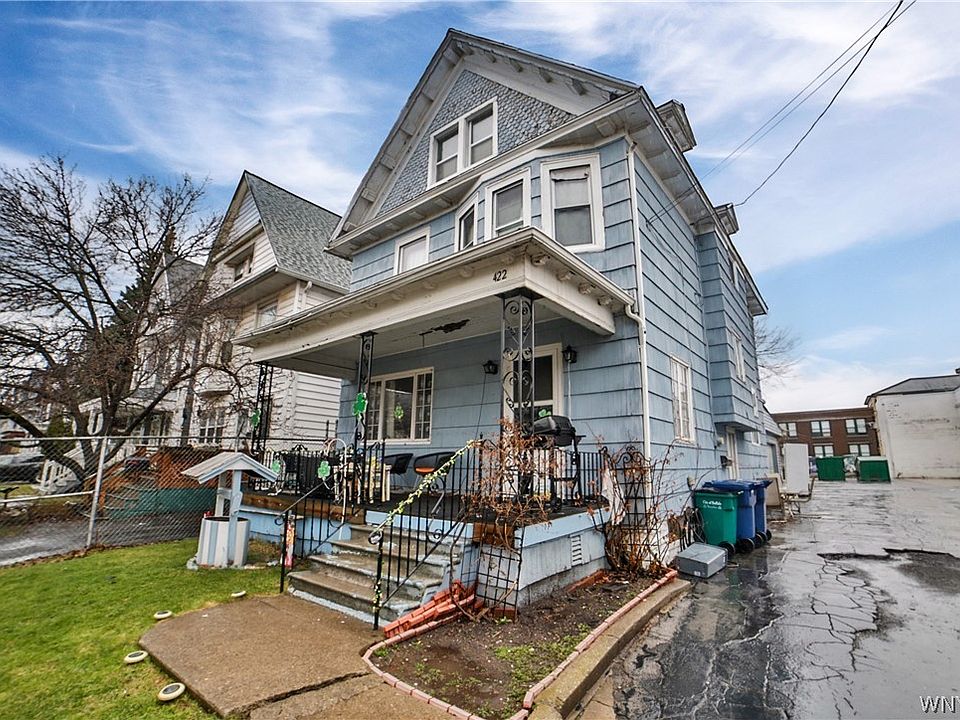 1st image of 422 Marilla St