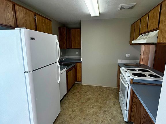 5th image of 15526 E 4th Ave APT 11