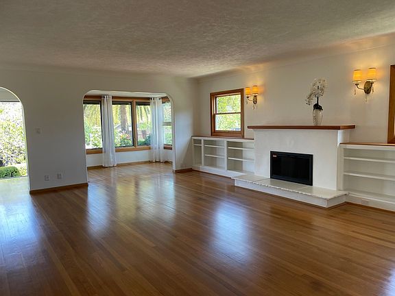 3rd image of 4507 Auhay Dr