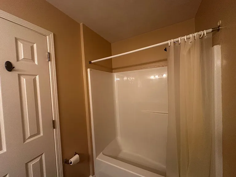 7206 Jaffrey Ct — Photo 6