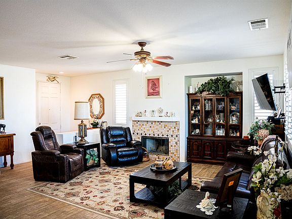 3rd image of 65565 Acoma Ave Spc 22