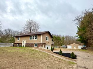 6204 Holton Rd, Twin Lake, MI 49457