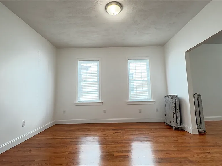 66 Franklin Ave #2 — Photo 9