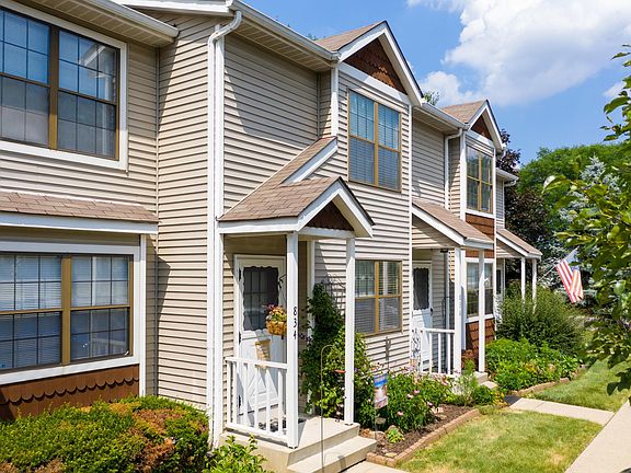 5th image of 834 Noddymill Ln W #42B