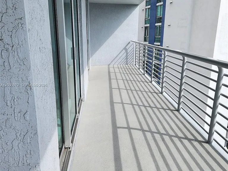 325 Biscayne Blvd #2523 — Photo 8