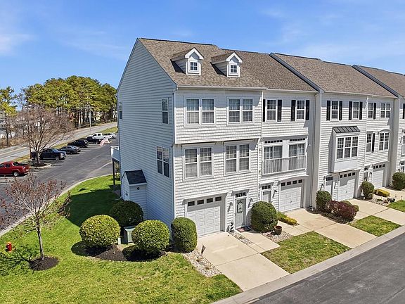 2nd image of 26605 Briarstone Pl
