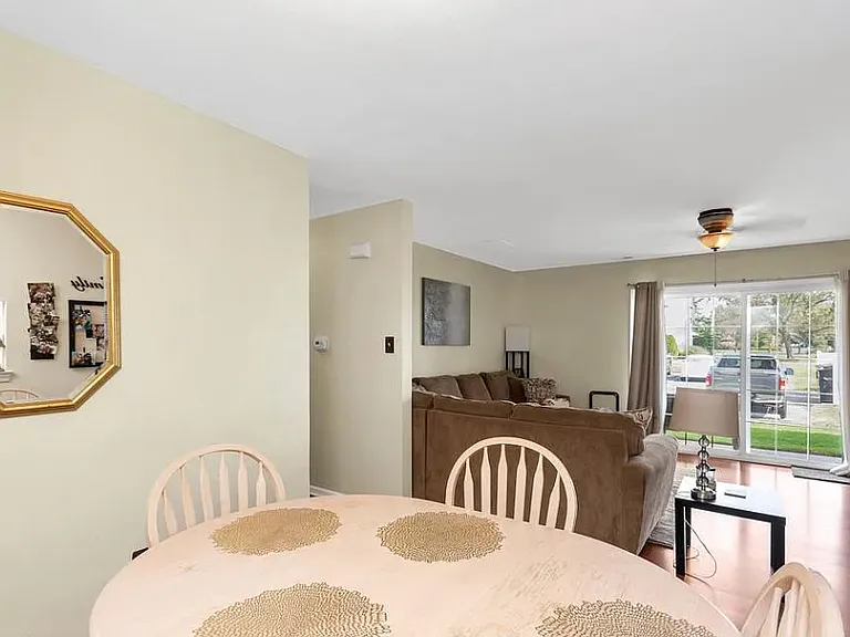2501 Thistledown Ct #2501 — Photo 4