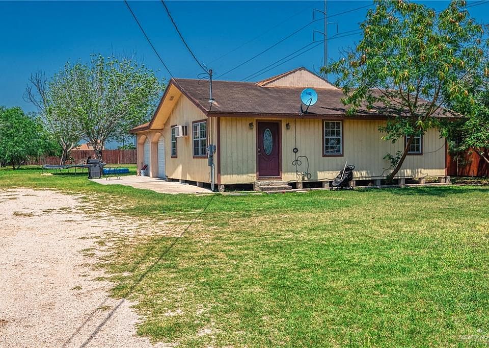 1st image of 15809 Las Canas Dr E