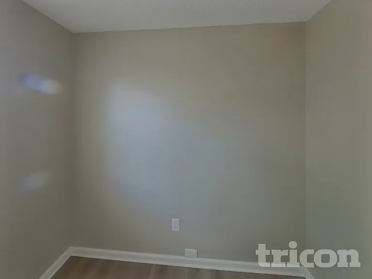 4820 Jet Wing Cir W — Photo 10