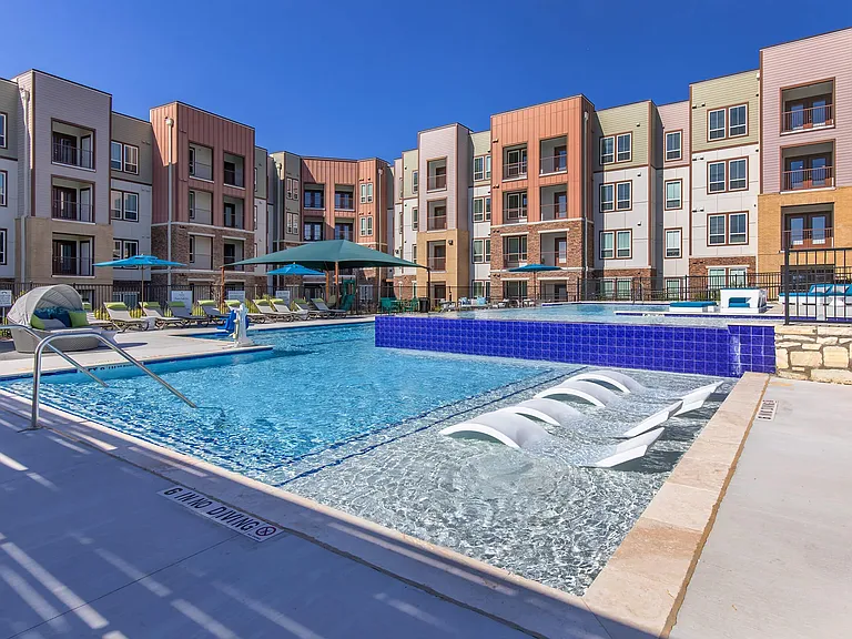 Spring Villas Apartments — Photo 27