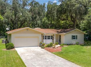 3845 Magnolia Dr, Leesburg, FL 34748