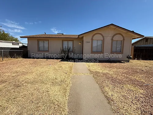 13829 N 48th Ave Photo 1