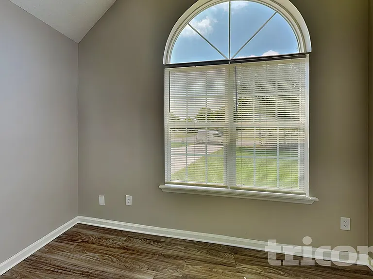 5214 Wayside Ct — Photo 12