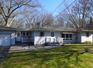 3400 Briar Hill Rd, Fruitport, MI 49415