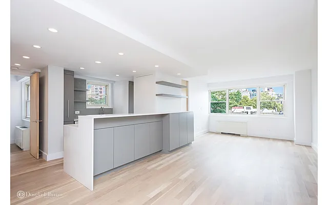 Rented by Douglas Elliman | media 22