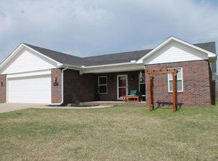 413 Ashford Dr, Russellville, AR 72802