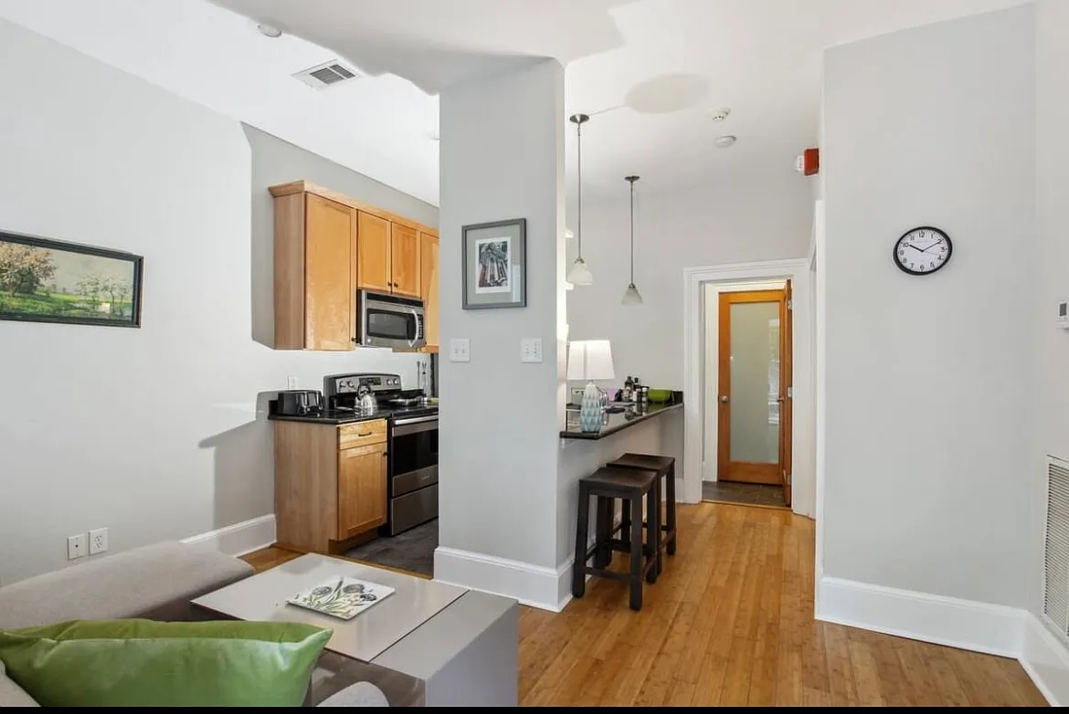 1 bed, 500 sqft, $1,200 — Photo 1