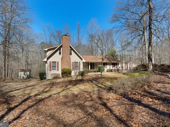 135 Flat Creek Ct, Fayetteville, GA 30214