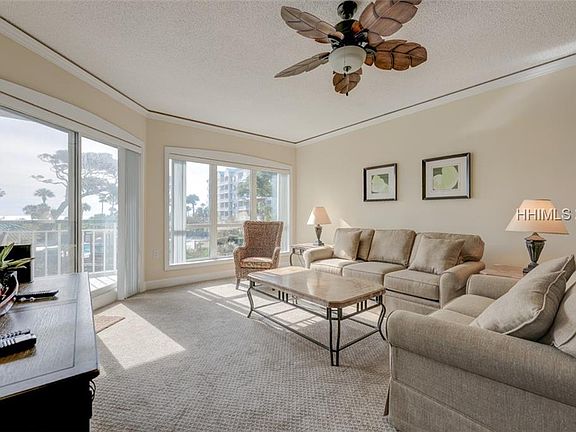 4th image of 51 Ocean Ln APT 4104