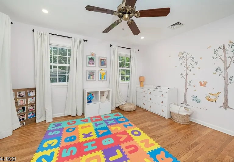 69 Penwood Dr — Photo 33