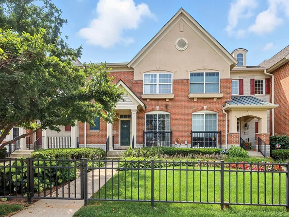 679 Central Ave, Deerfield, IL 60015