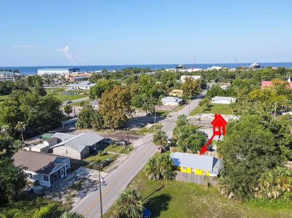 213 Avenue B, Port Saint Joe, FL 32456