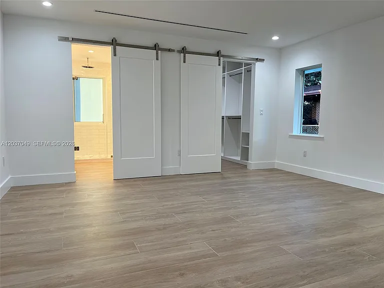8885 SW 76th Ter — Photo 8