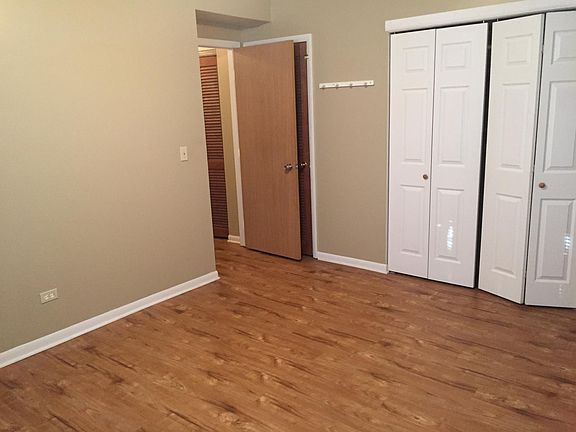 5th image of 2311 W Glen Flora Ave