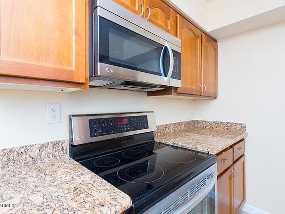 3rd image of 4600 N 68th St Unit 315