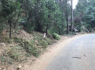 Moon Dr, Crestline, CA 92325