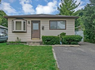 227 Brierhill Dr, Round Lake Park, IL