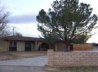 20617 Powhatan Rd, Apple Valley, CA 92308