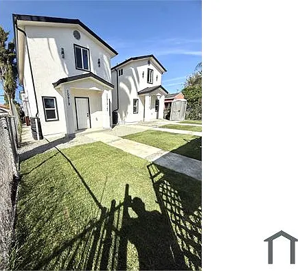 10919 Anzac Ave