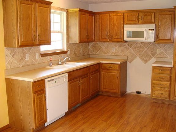 2nd image of 506 E Osage St