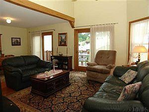 5th image of 8 Riverboat Ln
