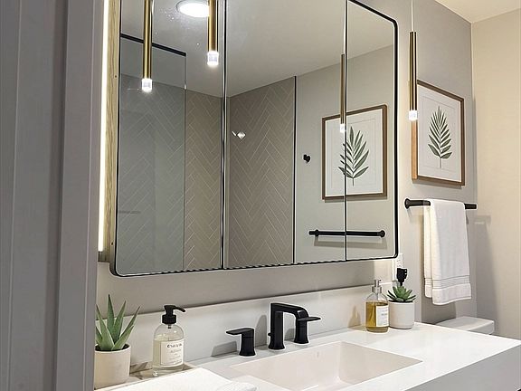 5th image of 55 Lagrange St #601