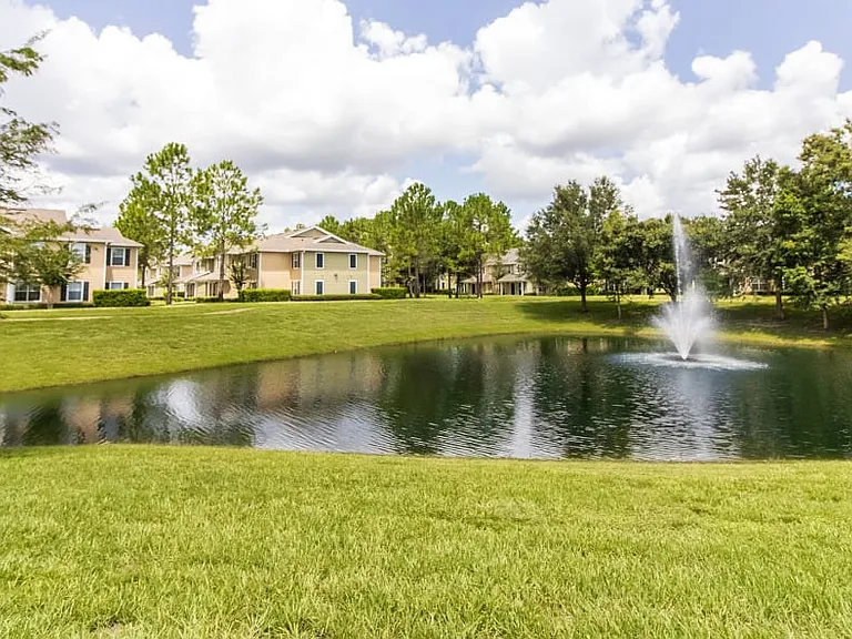 Enterprise Cove Apts — Photo 14