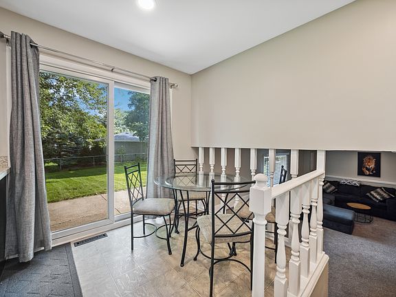 5th image of 684 Catalpa Ln