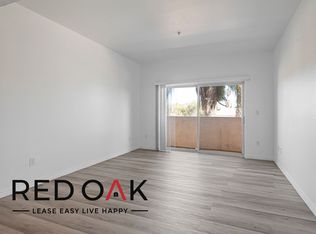 7357 Eton Ave APT 207, Canoga Park, CA 91303