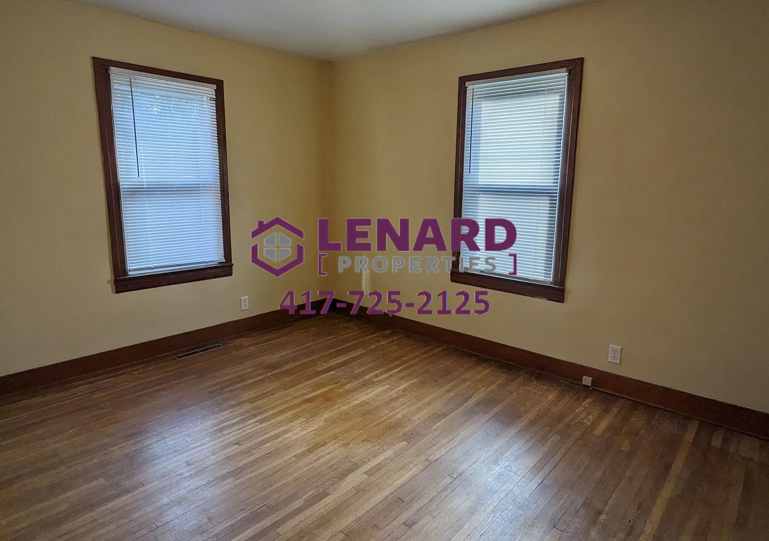 Cozy 2 Bedroom House! — Photo 4