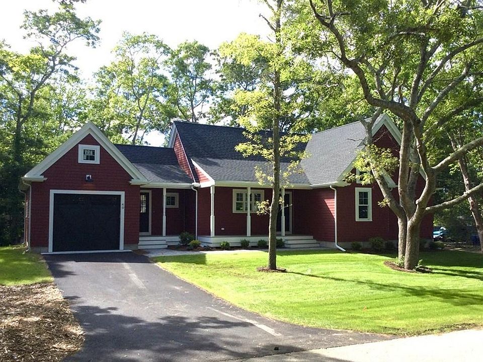 1st image of 40 Seaview Dr