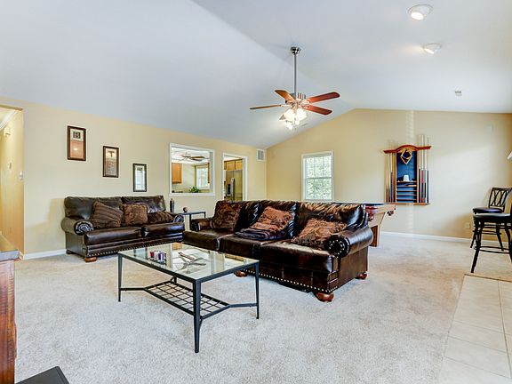 4th image of 8600 Batavia Way