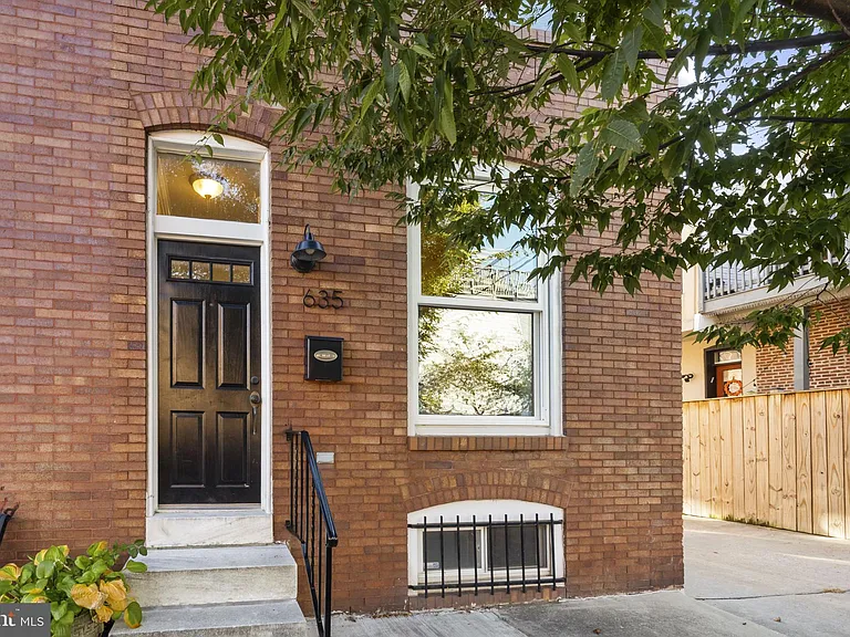 635 S Fagley St — Photo 2