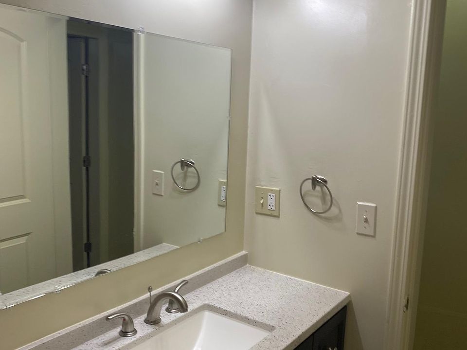 1st image of 7820 Baird Ave APT 2