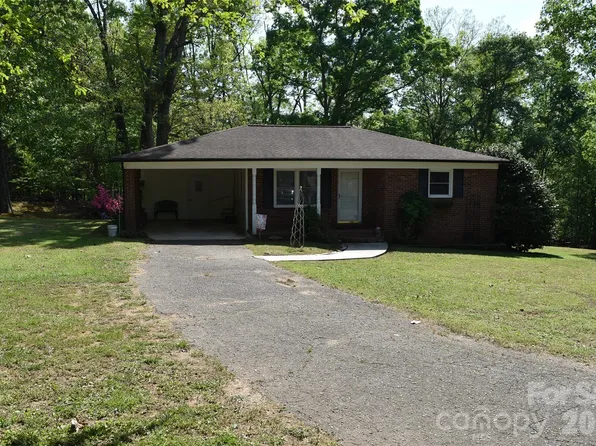 217 Redwood Ln, Lincolnton, NC 28092